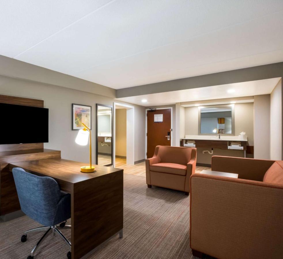 Hampton Inn Philadelphia/Willow Grove Exteriör bild