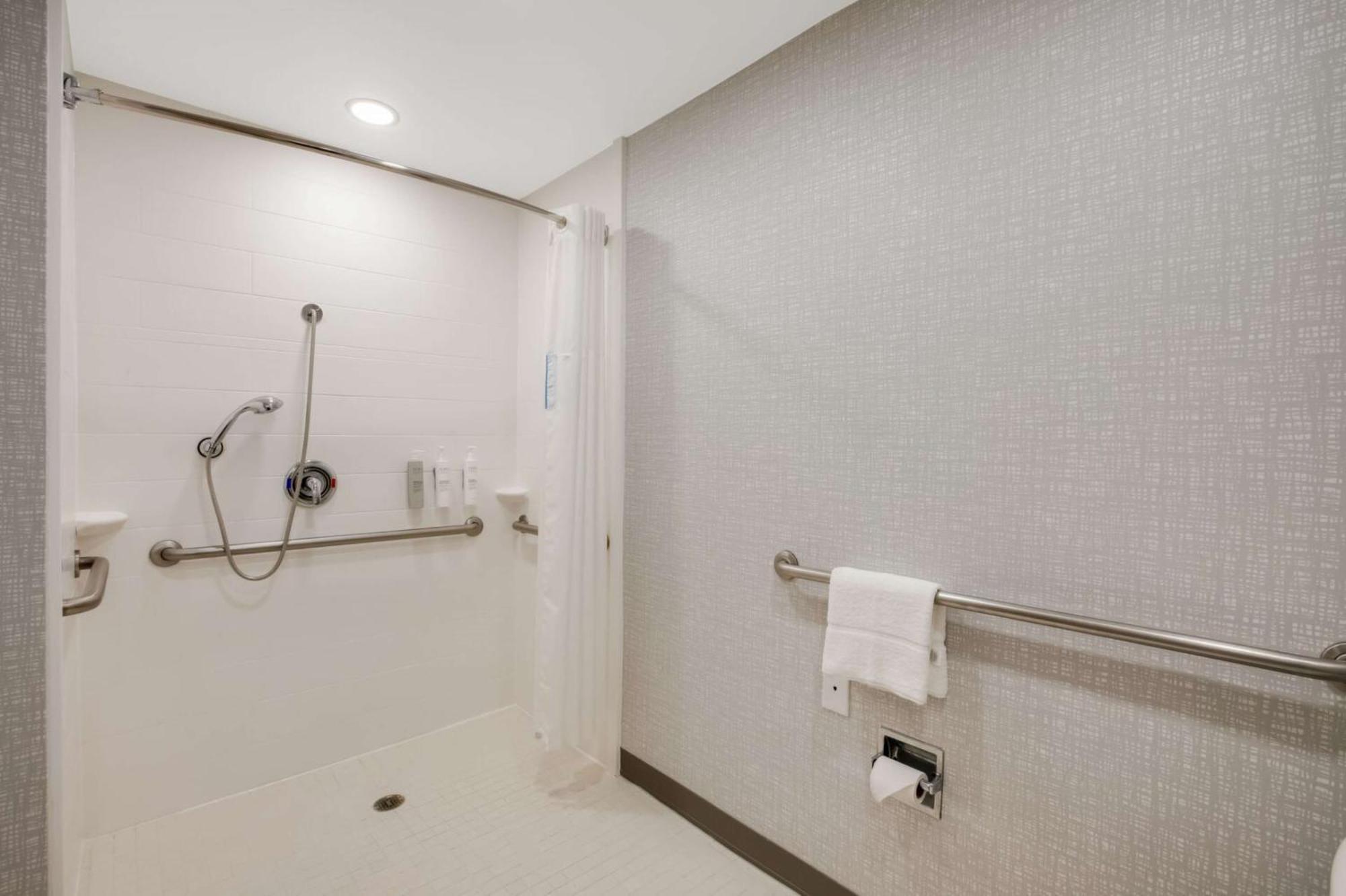 Hampton Inn Philadelphia/Willow Grove Exteriör bild