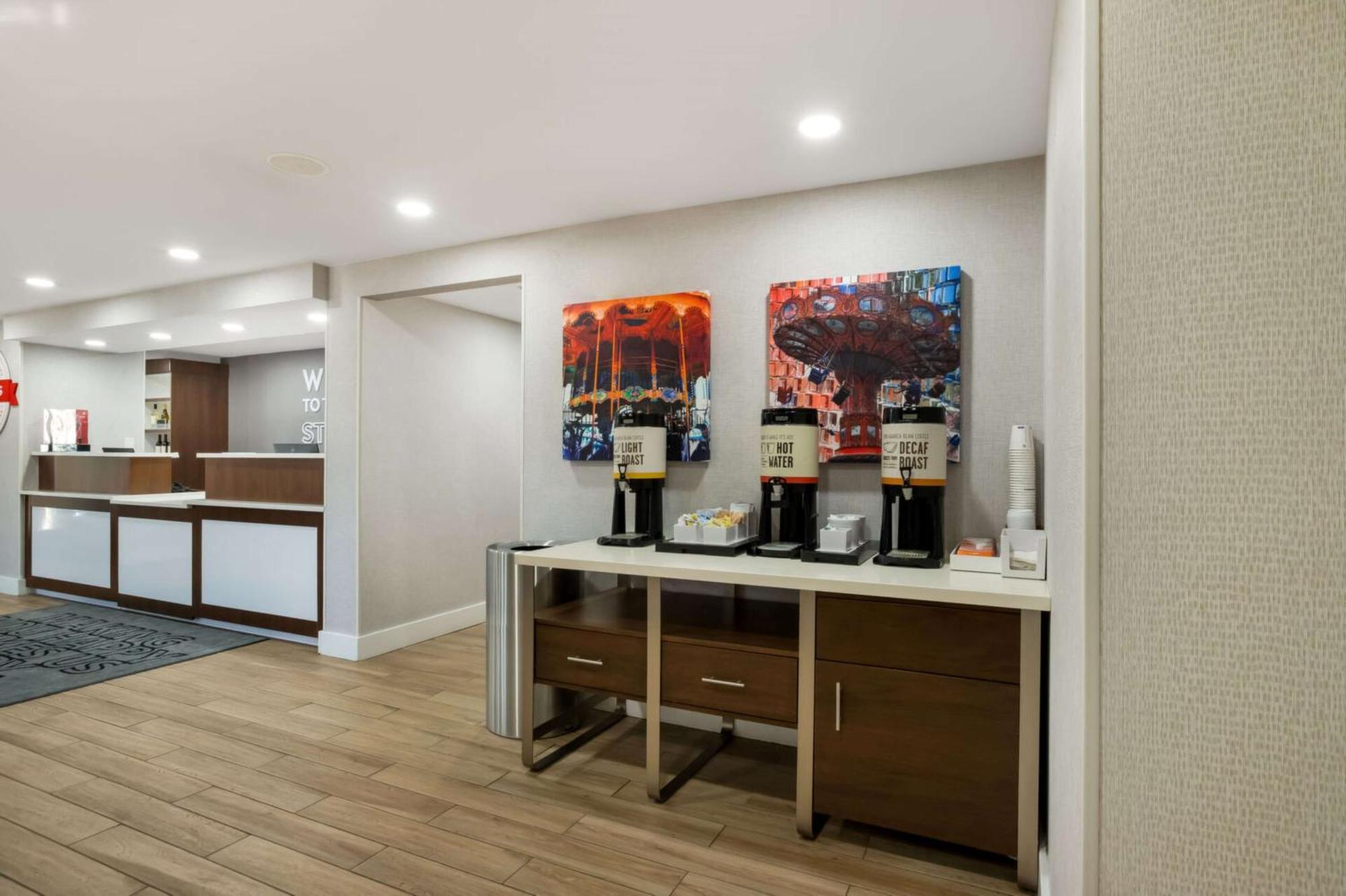 Hampton Inn Philadelphia/Willow Grove Exteriör bild